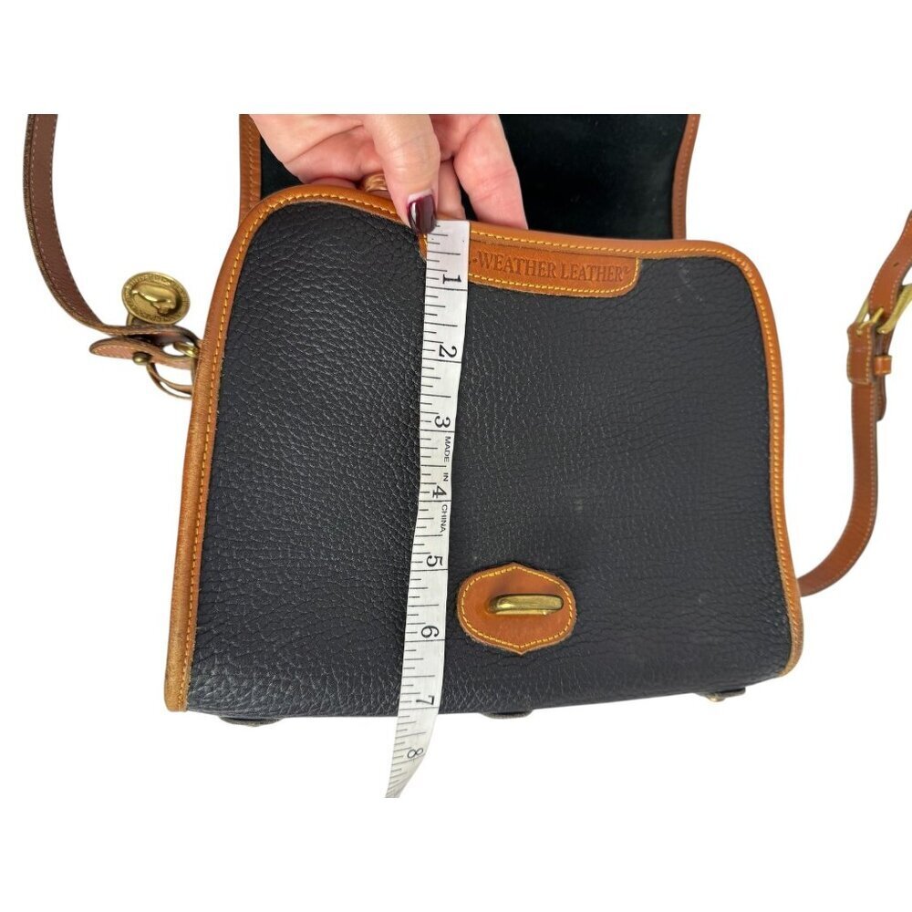 Dooney & Bourke VTG Essex Shoulder Bag Black Tan All Weather Leather USA Classic - Picture 15 of 16